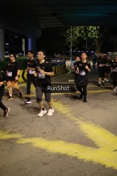 Runner Photo 4276571