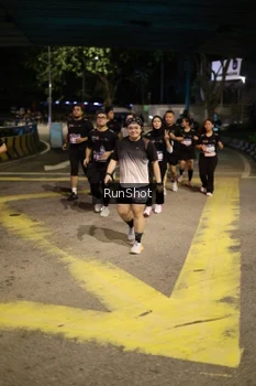 Runner Photo 4276604