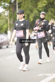 Runner Photo 4276612