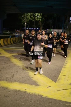 Runner Photo 4276615