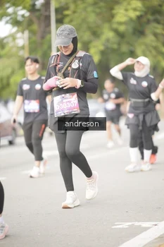 Runner Photo 4276616