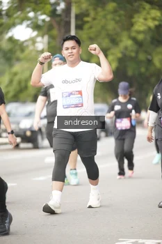 Runner Photo 4276631