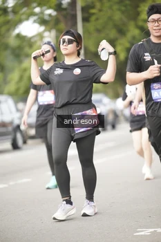Runner Photo 4276634