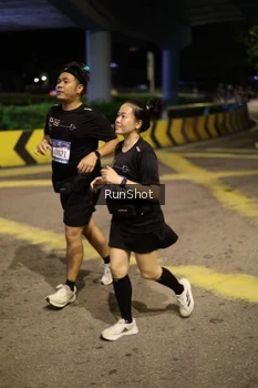 Runner Photo 4276635