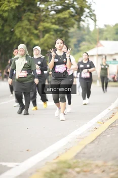 Runner Photo 4276654