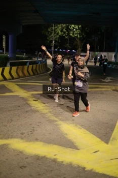 Runner Photo 4276691