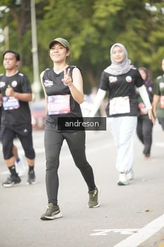Runner Photo 4276696