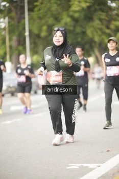 Runner Photo 4276721
