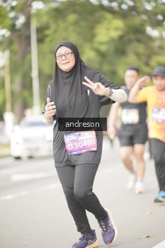 Runner Photo 4276793