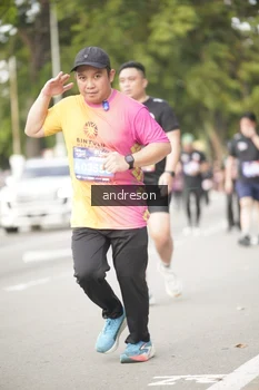 Runner Photo 4276818