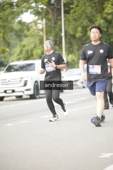Runner Photo 4276826