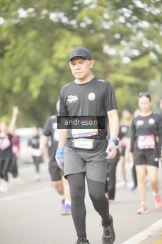 Runner Photo 4276837