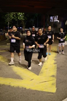 Runner Photo 4276973