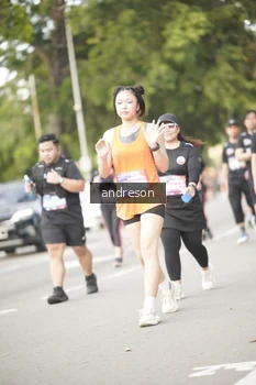 Runner Photo 4276991