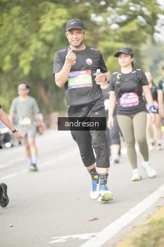 Runner Photo 4277011