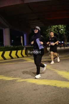 Runner Photo 4277026