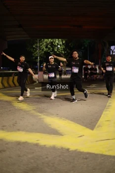 Runner Photo 4277095