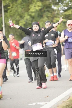 Runner Photo 4277116