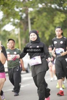 Runner Photo 4277117