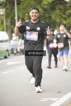 Runner Photo 4277156