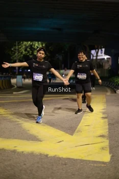 Runner Photo 4277200