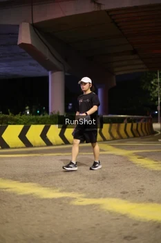 Runner Photo 4277652