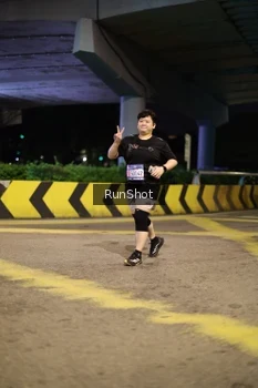 Runner Photo 4277683