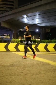 Runner Photo 4277712