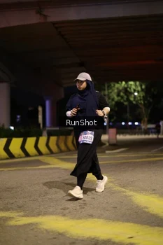 Runner Photo 4277725