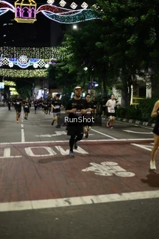 Runner Photo 4277807