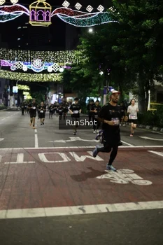 Runner Photo 4277809