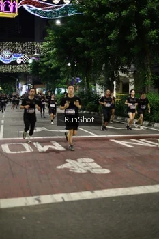 Runner Photo 4277825