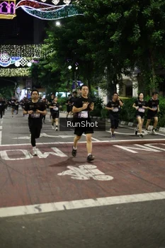 Runner Photo 4277830