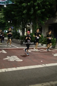 Runner Photo 4277854