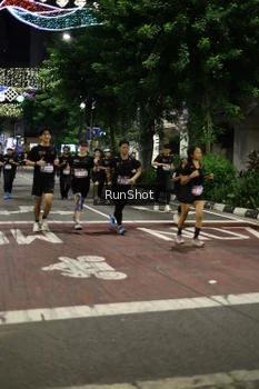 Runner Photo 4277882