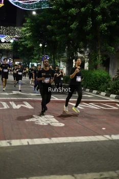 Runner Photo 4277885