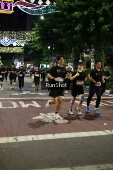 Runner Photo 4277894