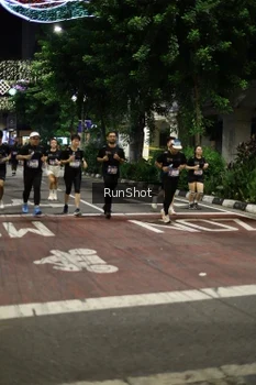 Runner Photo 4277906
