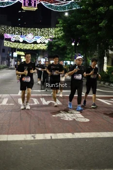 Runner Photo 4277915