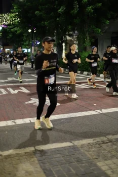 Runner Photo 4277970
