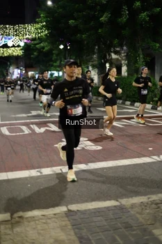 Runner Photo 4277971