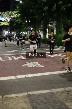 Runner Photo 4277976