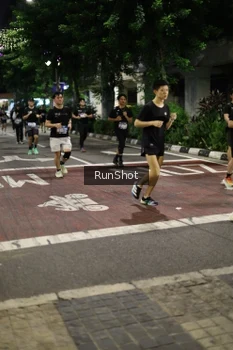 Runner Photo 4277982