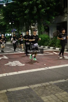 Runner Photo 4277987