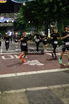 Runner Photo 4277998
