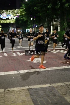 Runner Photo 4277999