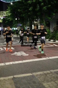 Runner Photo 4278004