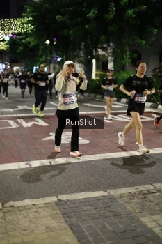 Runner Photo 4278035