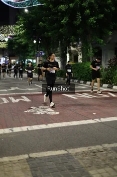 Runner Photo 4278068