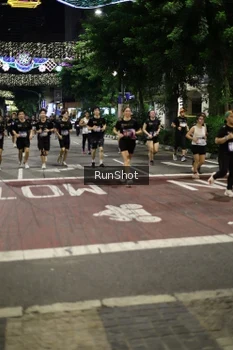 Runner Photo 4278102